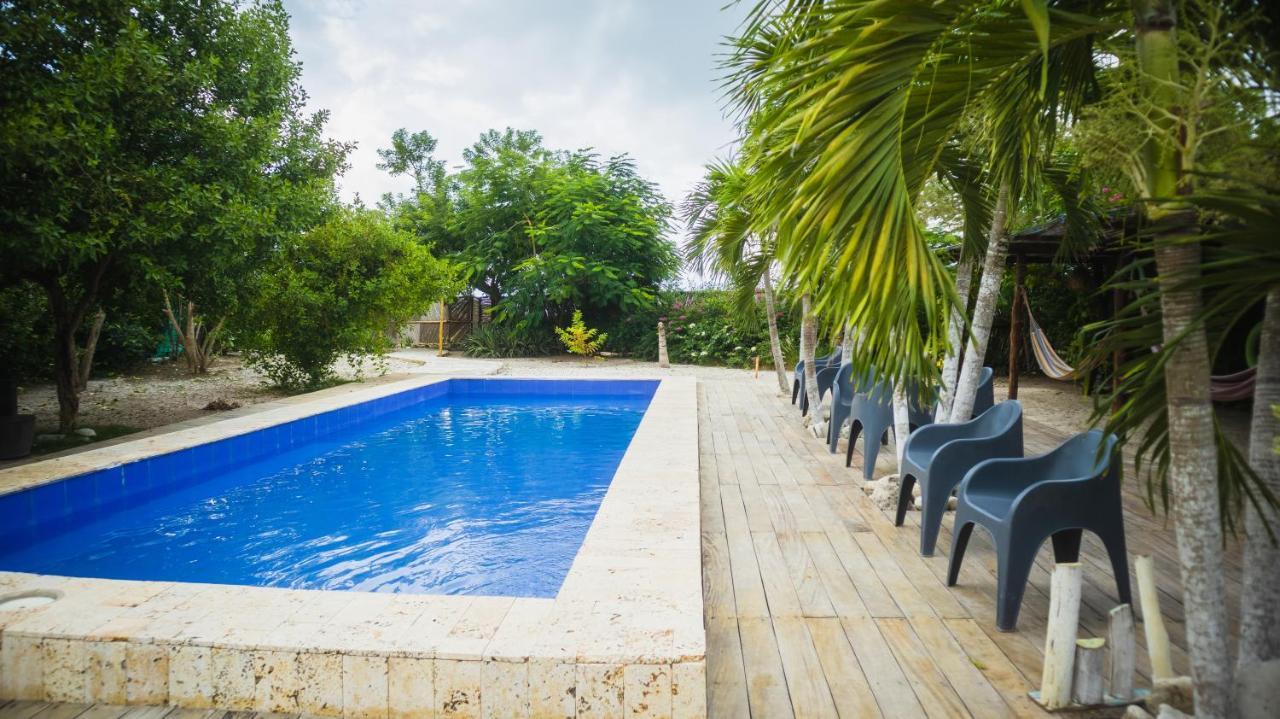 Amalife Beach Club & Hotel Tierra Bomba Ngoại thất bức ảnh
