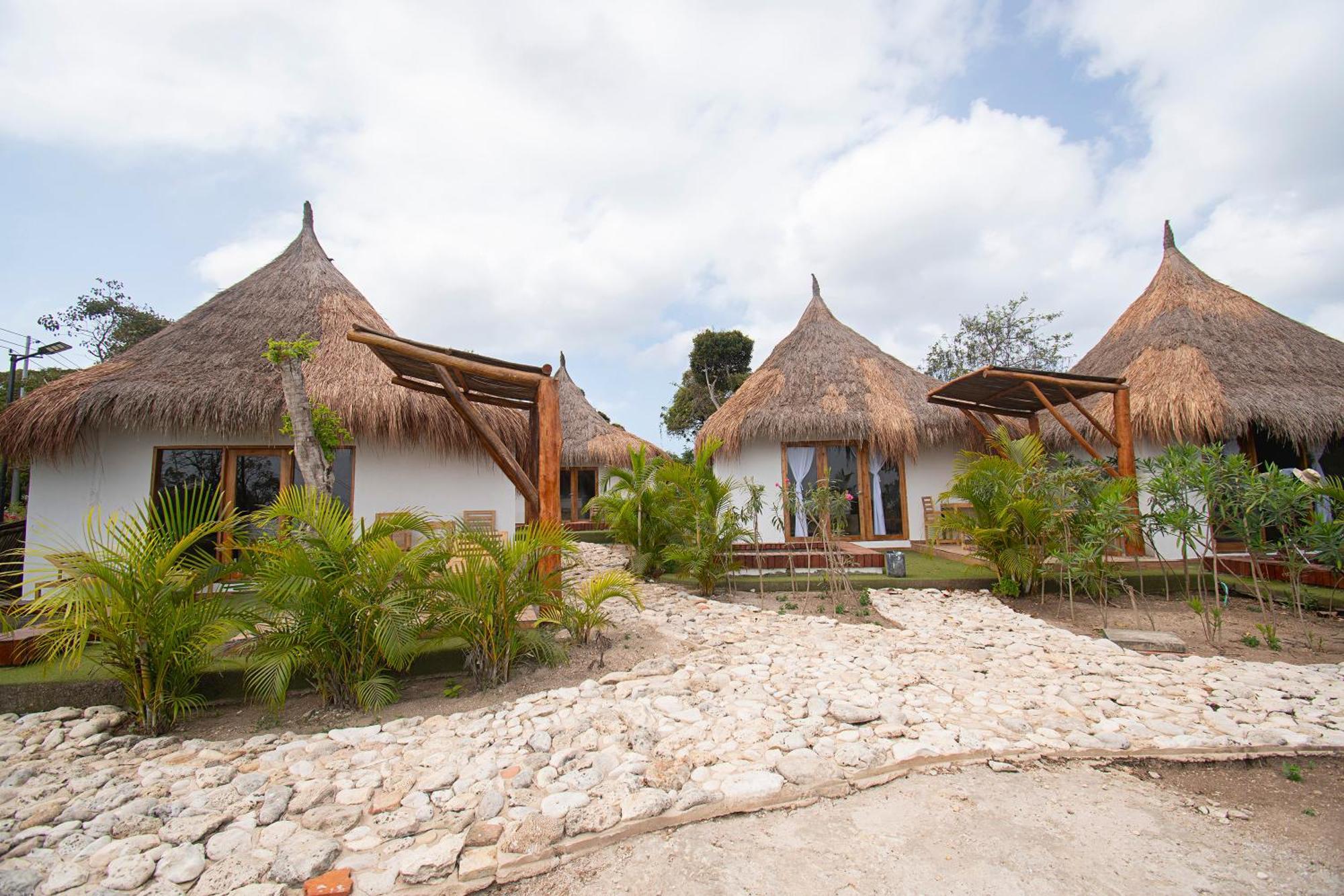 Amalife Beach Club & Hotel Tierra Bomba Ngoại thất bức ảnh