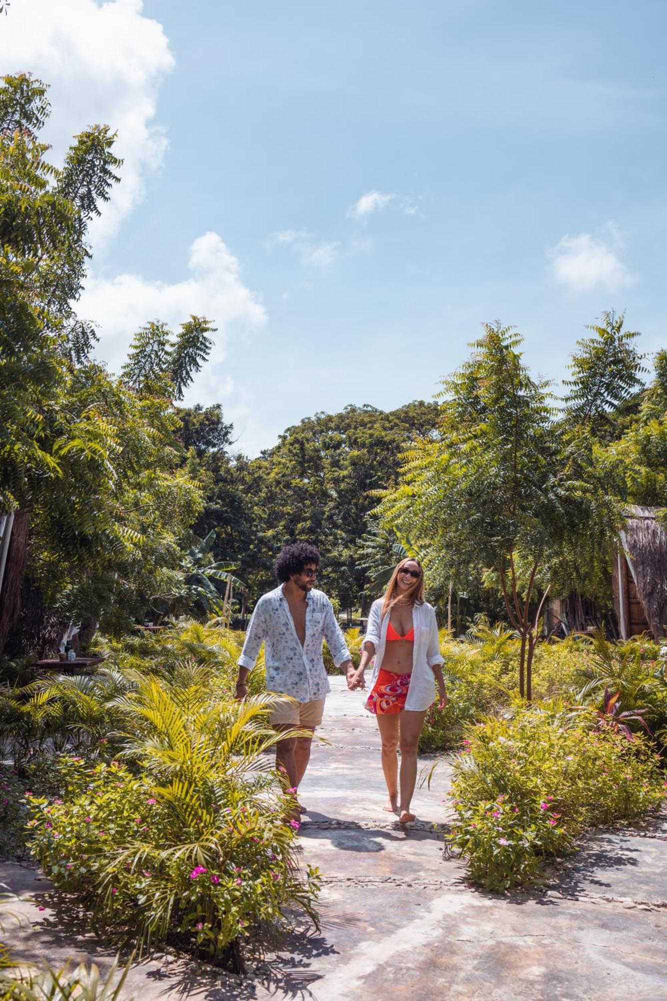 Amalife Beach Club & Hotel Tierra Bomba Ngoại thất bức ảnh